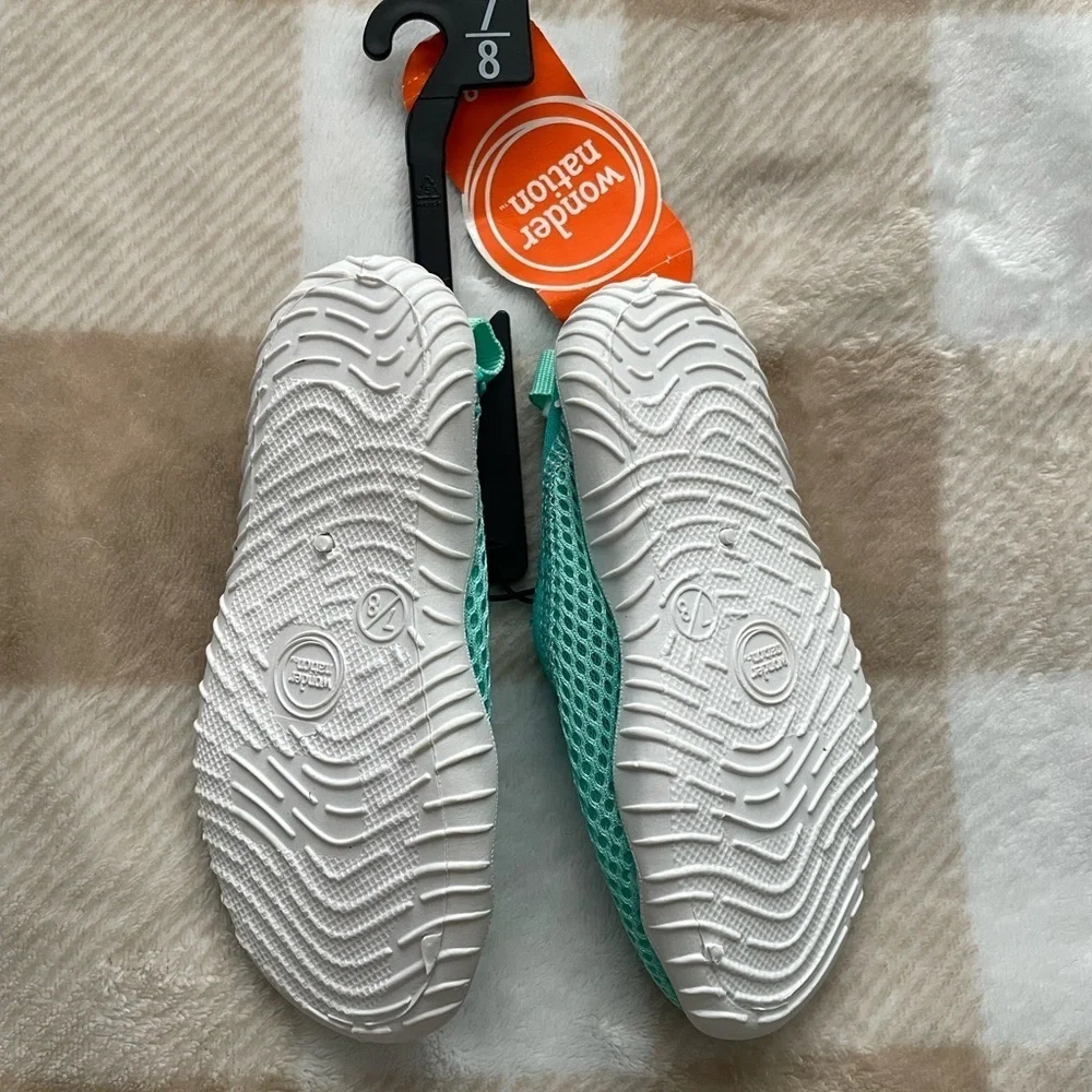 Wonder Nation Kids Turquoise Water Shoes 7-8 size